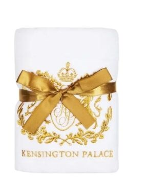Genuine Kensington Palace Crest Hand Towel Bought In London 🇬🇧